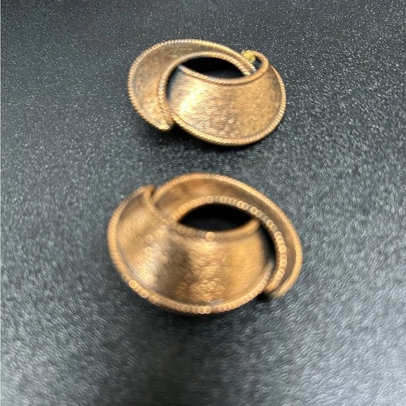 Vintage Copper Clip-On Earrings - Mid-Century - Swirled Abstract Design, Costume - Picture 3 of 7